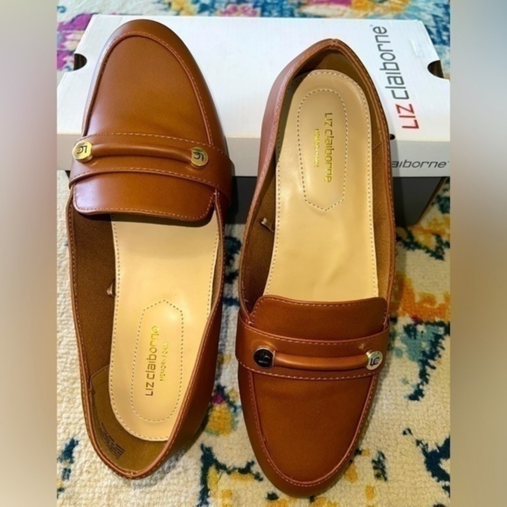 New || Liz Claiborne comfort Loafers